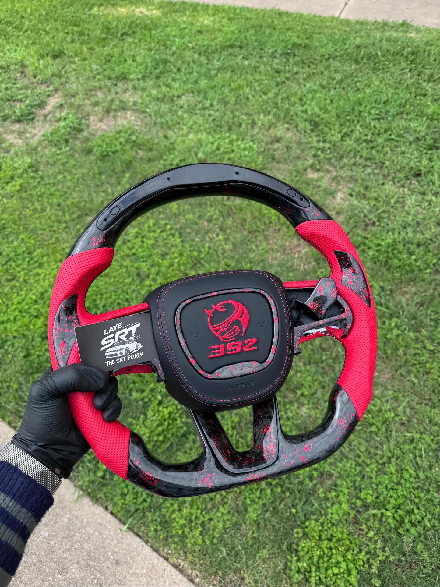 15+ Dodge forged carbon steering wheel with red flakes + Angry bee 392 airbag cover